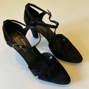Donald J Pliner Couture Womens Shoes